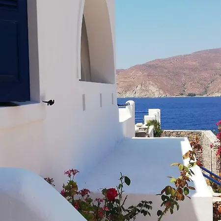 Sea House * Ormos Aigialis